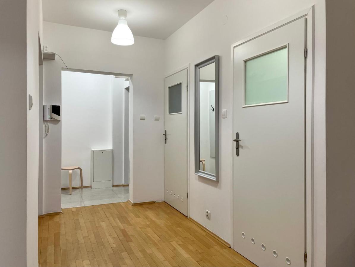 Apartament Przy Atrium Okolice Stacji Metra Rondo Onz 华沙 外观 照片